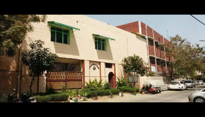 Guru Nanak College of Education
